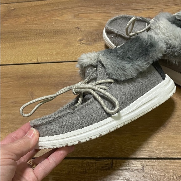 Hey Dude Gray Kids Slippers with Faux Fur - Picture 7 of 7